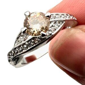 Womens Ring 10K White Gold Champagne Cubic Zirconia 3.9 Gram Size 7.5